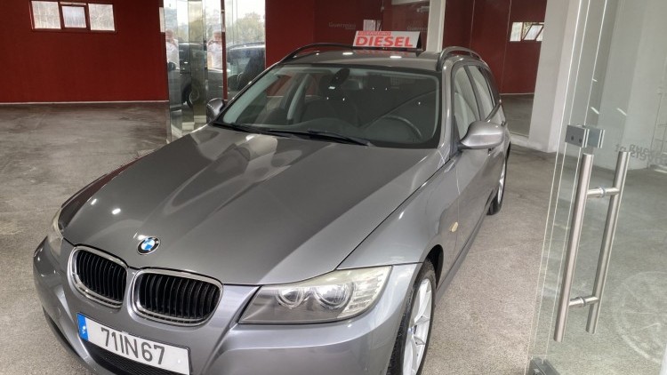 BMW S&eacute;rie 3 - 320 d Touring "Navigation" (177 CV)