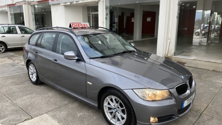 BMW S&eacute;rie 3 - 320 d Touring "Navigation" (177 CV)