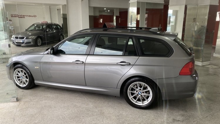 BMW S&eacute;rie 3 - 320 d Touring "Navigation" (177 CV)