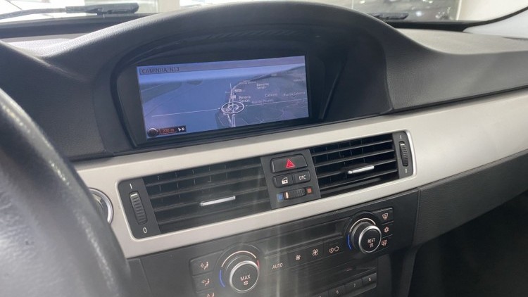 BMW S&eacute;rie 3 - 320 d Touring "Navigation" (177 CV)