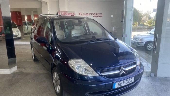 Citro&euml;n C8 2.0 HDI "Exclusive"