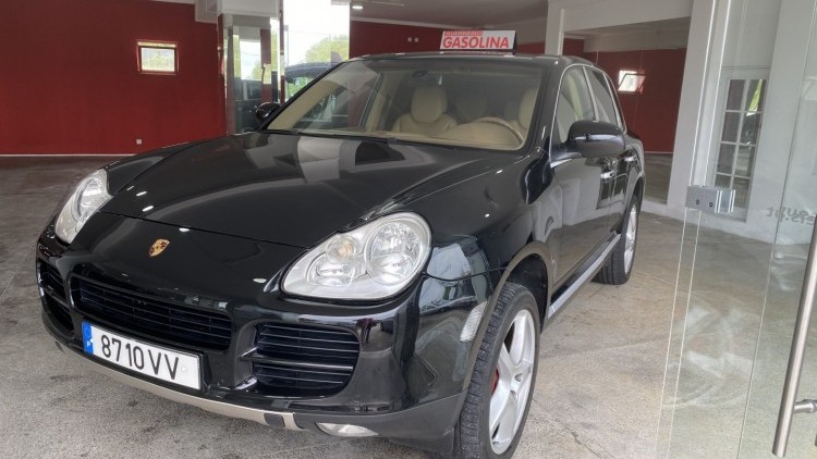 Porsche Cayenne 3.2 V6 (1 DONO)
