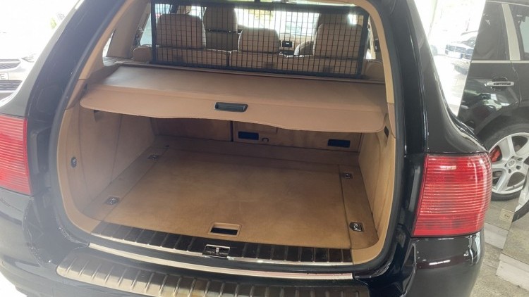 Porsche Cayenne 3.2 V6 (1 DONO)