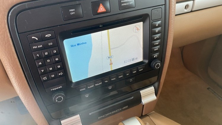 Porsche Cayenne 3.2 V6 (1 DONO)