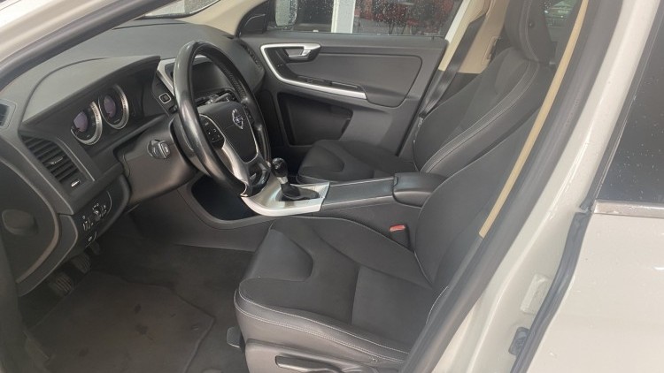 Volvo XC 60 2.0 D3 "Drive"