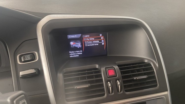 Volvo XC 60 2.0 D3 "Drive"