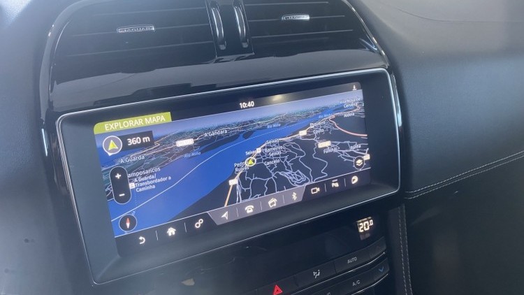 Jaguar F-Type F-PACE 2.0 d "R-Sport"