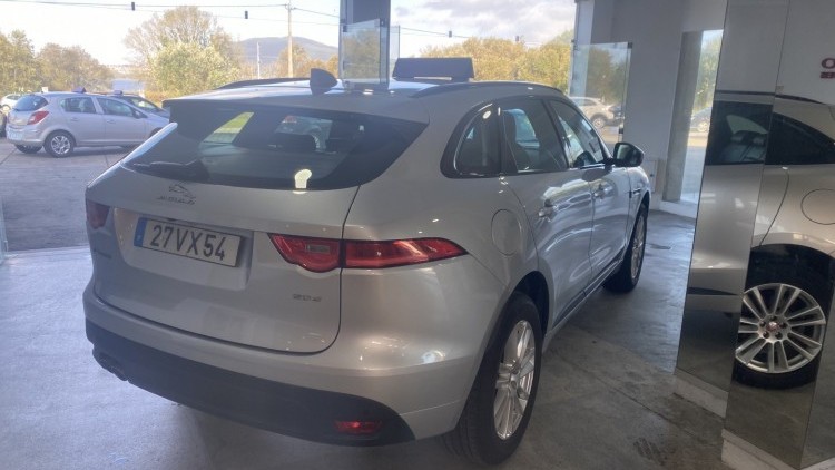 Jaguar F-Type F-PACE 2.0 d "R-Sport"