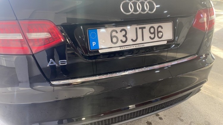 Audi A6 2.0 TDI "S-Line" (166 MIL KMs)