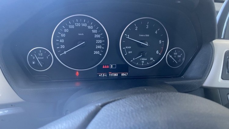 BMW S&eacute;rie 3 - 318 d (117 MIL KMs)