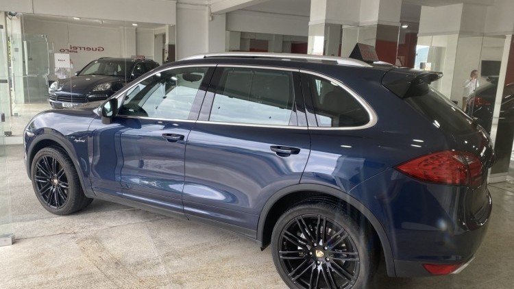 Porsche Cayenne S "Hybrid" (333 cv)