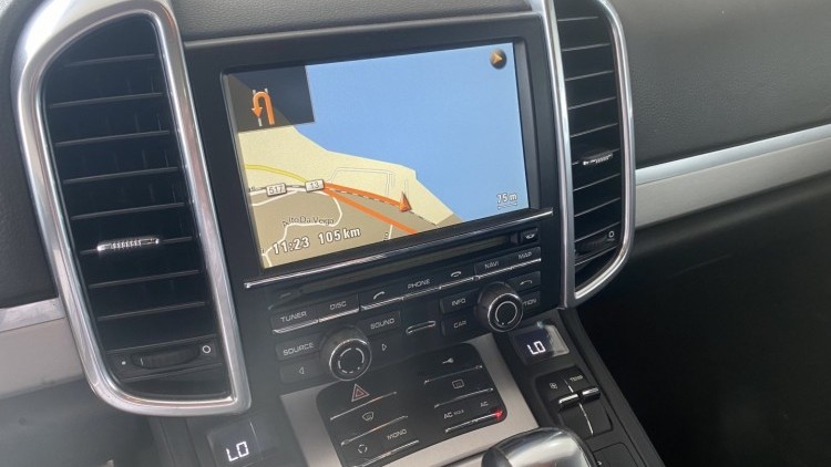 Porsche Cayenne S "Hybrid" (333 cv)