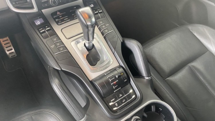 Porsche Cayenne S "Hybrid" (333 cv)