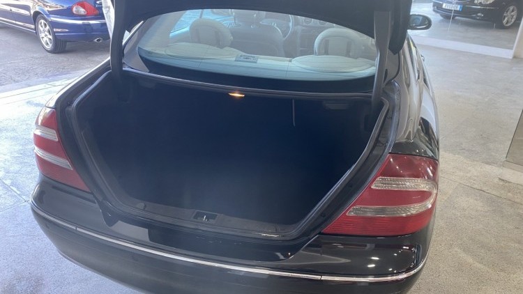 Mercedes-Benz Classe CLK 270 CDI "Avantgarde" Auto