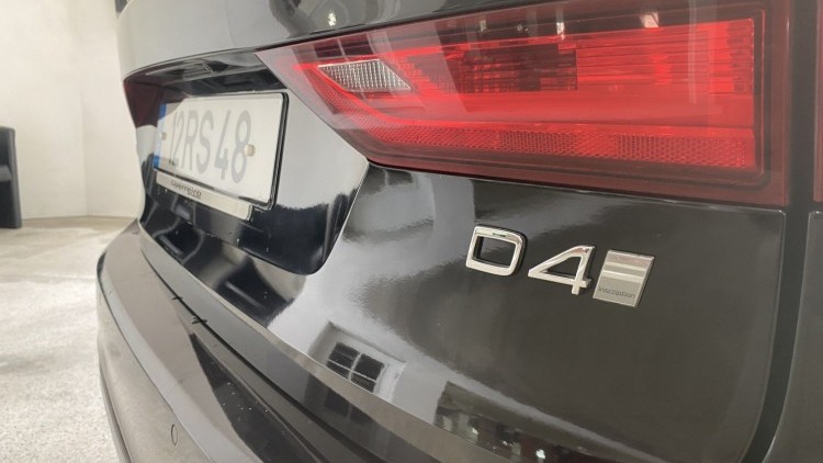 Volvo V90 D4 "Inscription" (132 MIL KMs)