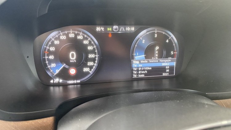 Volvo V90 D4 "Inscription" (132 MIL KMs)