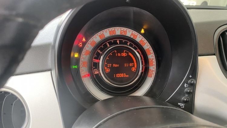 Fiat 500 1.0 Hybrid "Connect" (110 MIL KMs)