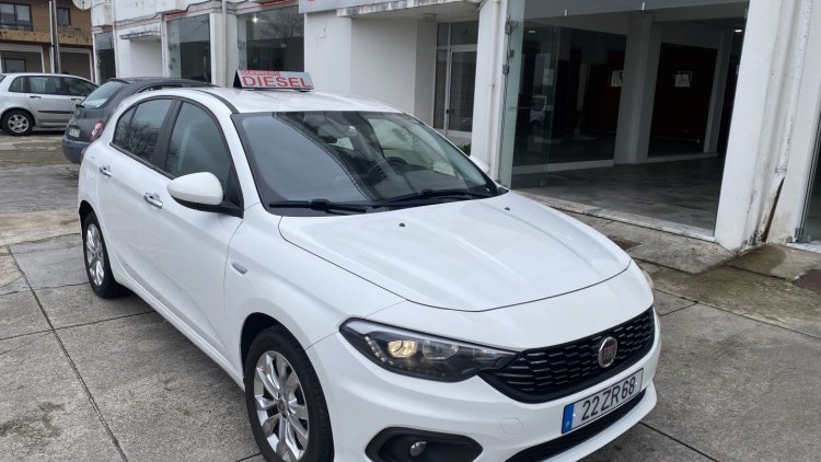 Fiat Tipo 1.3 M-Jet "Lounge" (104 MIL KMs)
