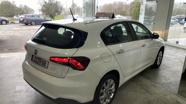 Fiat Tipo 1.3 M-Jet "Lounge" (104 MIL KMs)