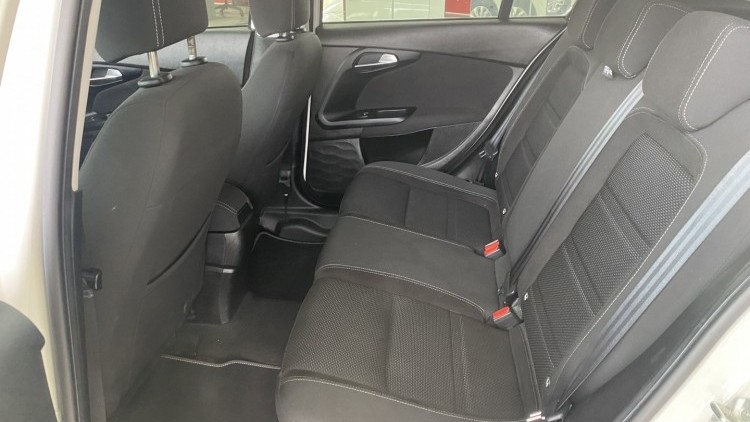 Fiat Tipo 1.3 M-Jet "Lounge" (104 MIL KMs)