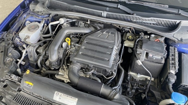 Volkswagen Polo 1.0 TSI (97 MIL KMs)