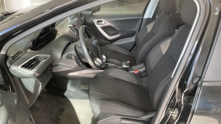 Peugeot 2008 1.2 VTI "Active" (93 MIL KMs)