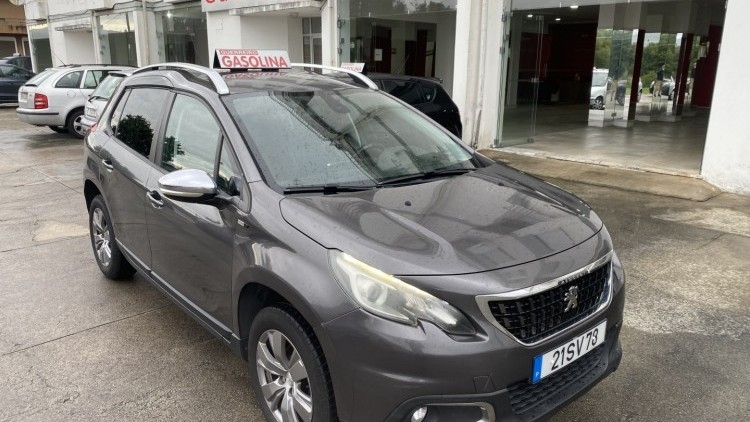 Peugeot 2008 1.2 VTI "Style" (116 MIL KMs)