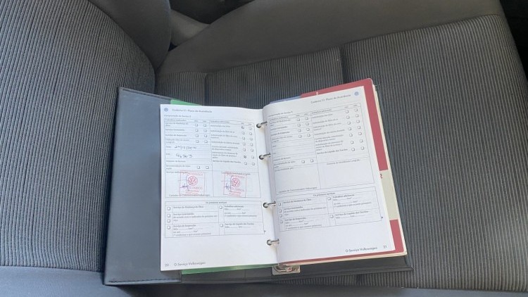 Volkswagen Golf 1.4 16v (122 MIL KMs)