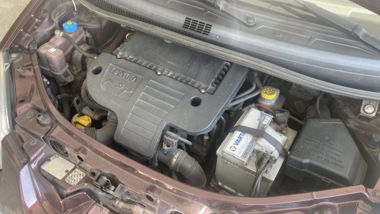 Lancia Musa 1.3 M-Jet "Platinum"