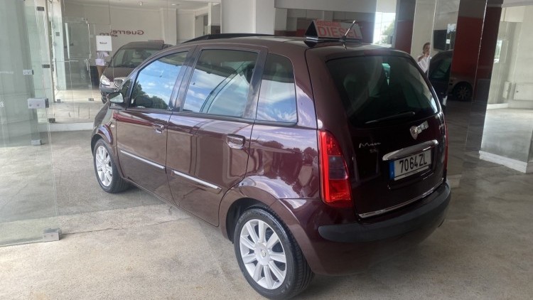 Lancia Musa 1.3 M-Jet "Platinum"