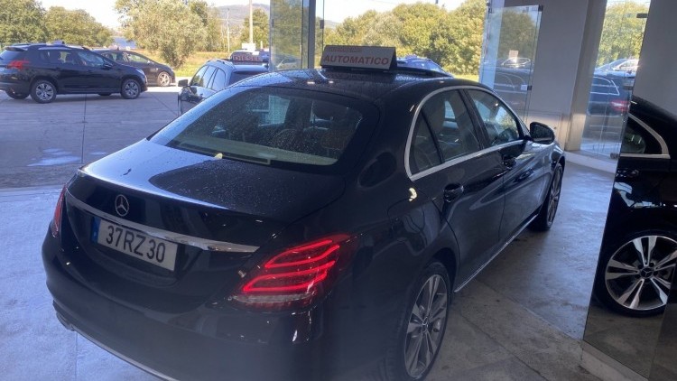 Mercedes-Benz Classe C 200 CDI Auto (134 MIL KMs)
