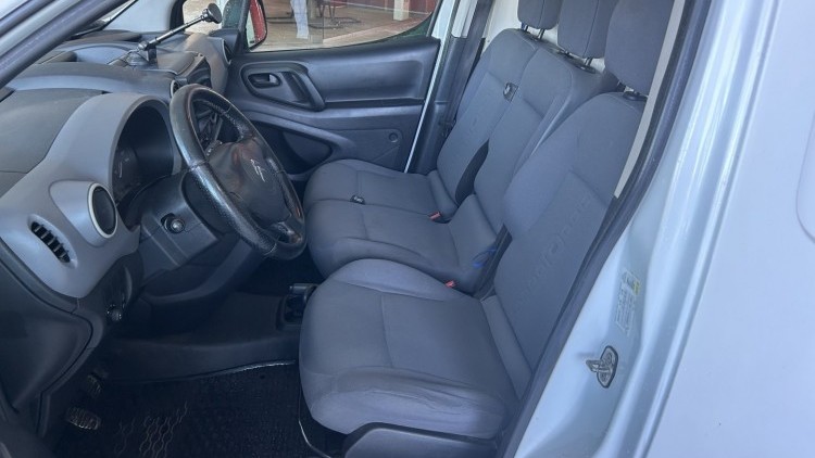 Citro&euml;n Berlingo 1.6 HDI Van (3 Lugares) -Caixa T&eacute;rmica-