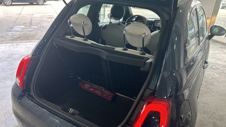 Fiat 500 1.0 Hybrid "Dolce vita" (83 MIL KMs)